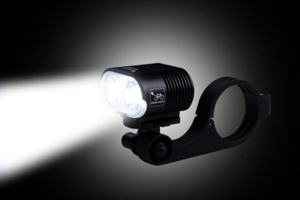 LUZ EBIKE 1300 LUMENS 4 FUNCIONES IPX6 85G   SOP