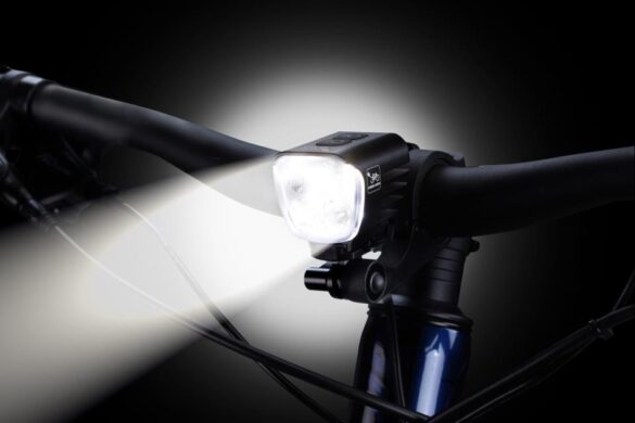 LUZ EBIKE 3000 LUMENS 4 FUNCIONES IPX6 120G   SOP